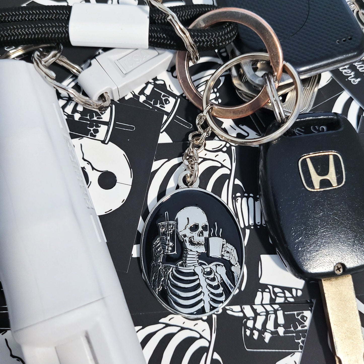 Coffee Addict Keychain - Skeleton Coffee & Iced Coffee Keychain