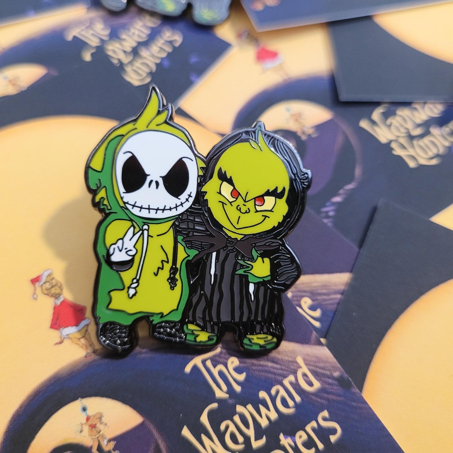 Nightmare Before Christmas x The Grinch Who Stole Christmas Lapel Pin - NEW HARD ENAMEL!