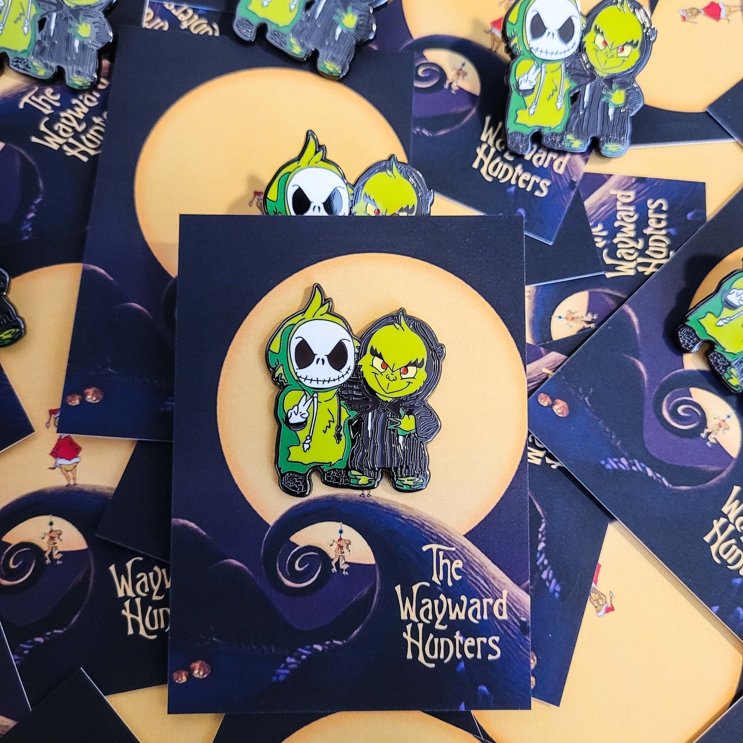Nightmare Before Christmas x The Grinch Who Stole Christmas Lapel Pin - NEW HARD ENAMEL!