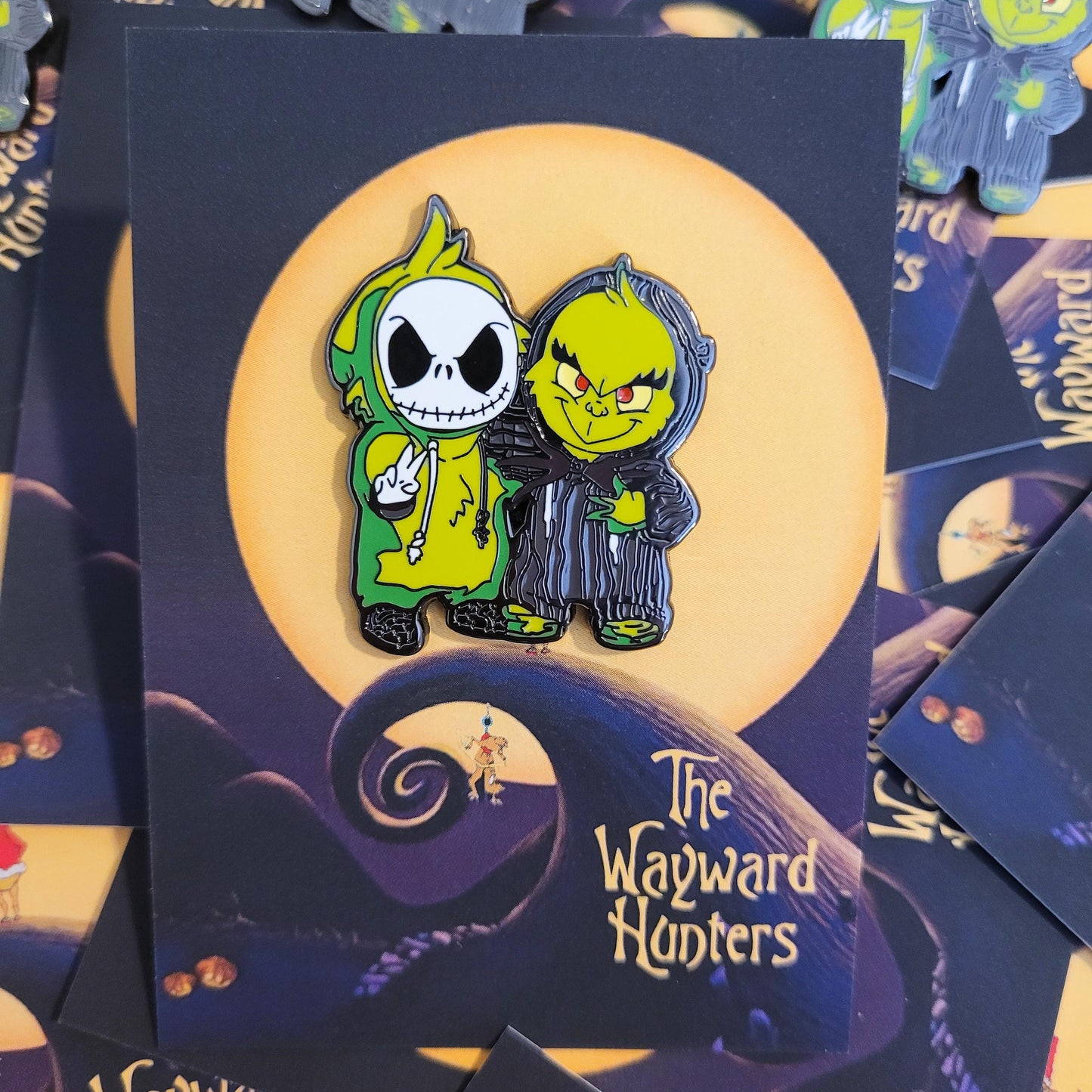 Nightmare Before Christmas x The Grinch Who Stole Christmas Lapel Pin - NEW HARD ENAMEL!