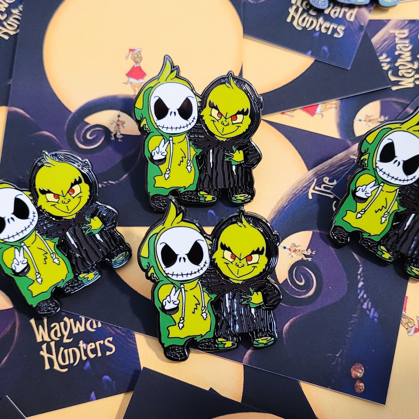 Nightmare Before Christmas x The Grinch Who Stole Christmas Lapel Pin - NEW HARD ENAMEL!