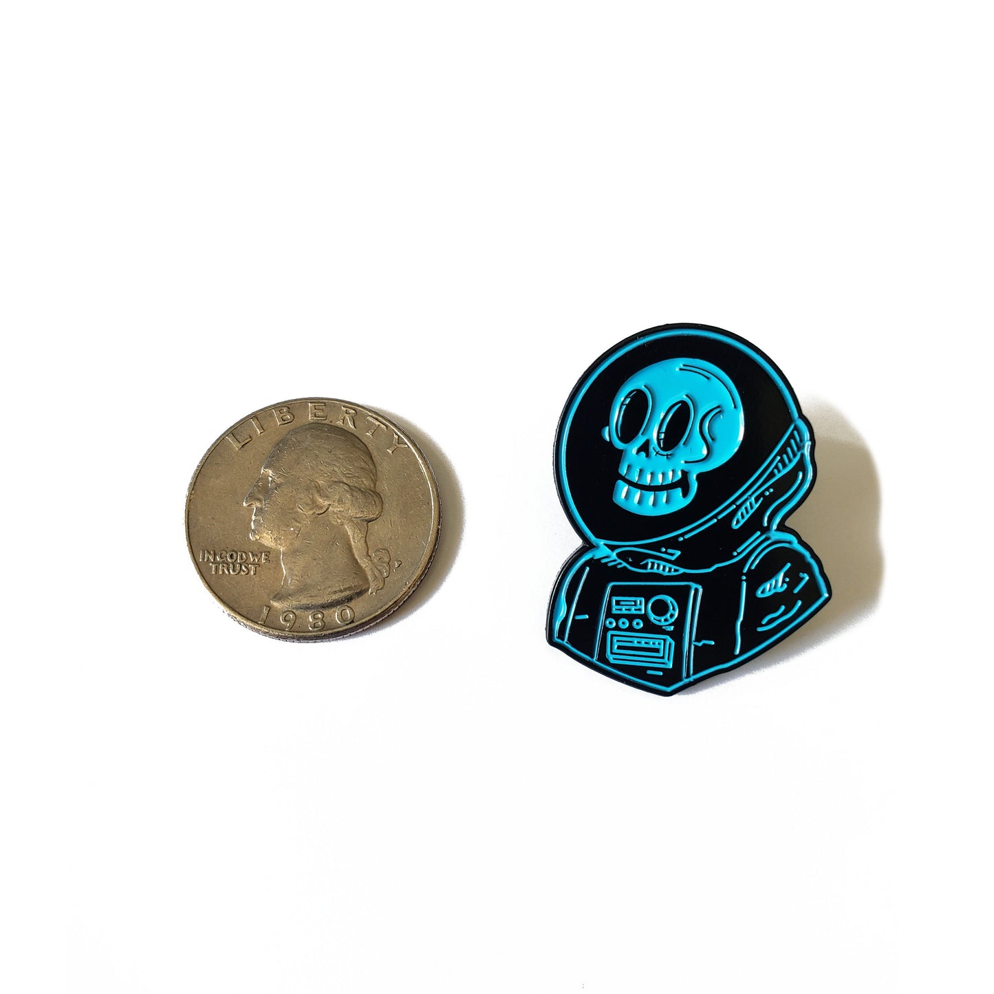 Skull Astronaut Pin - Dead Space Astronaut - Skulltronaut Enamel Pin