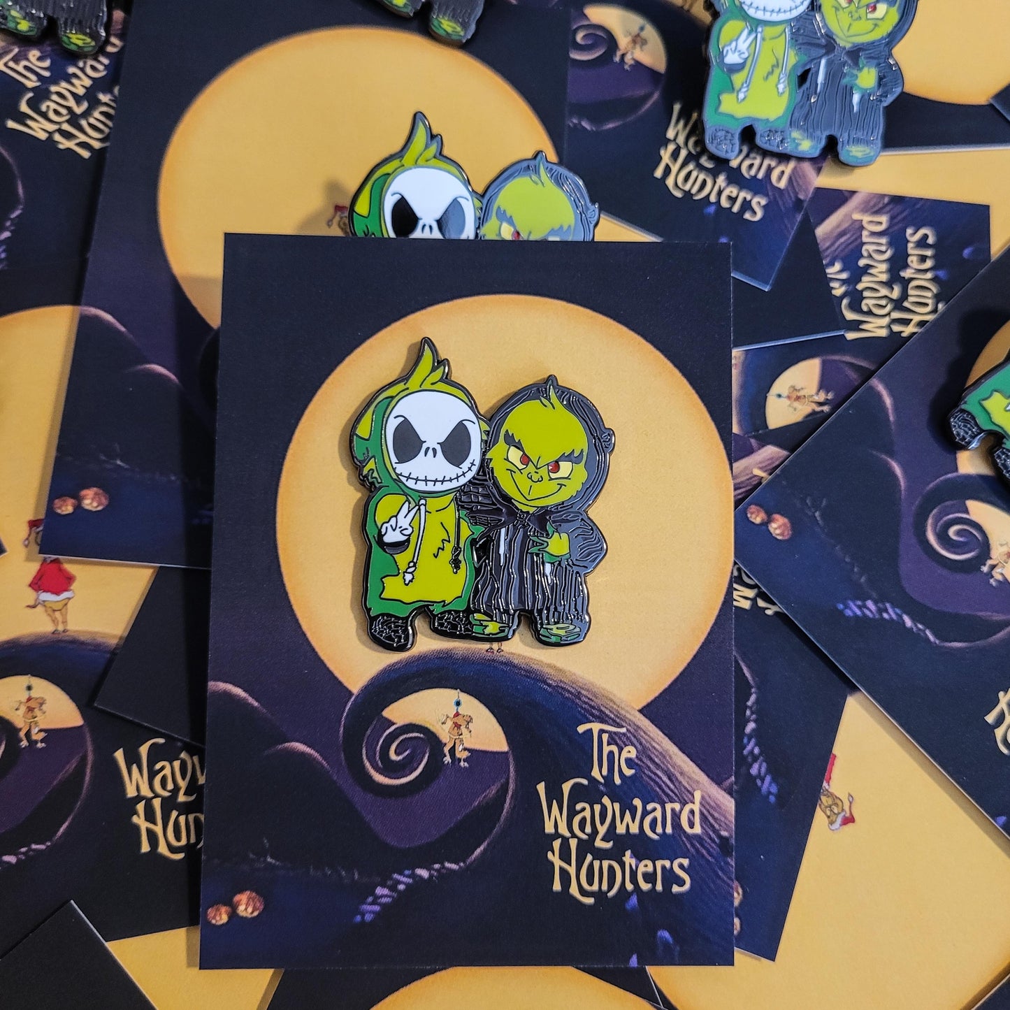 Nightmare Before Christmas x The Grinch Who Stole Christmas Lapel Pin - NEW HARD ENAMEL!