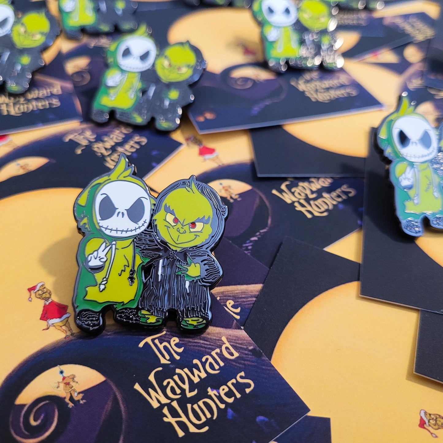 Nightmare Before Christmas x The Grinch Who Stole Christmas Lapel Pin - NEW HARD ENAMEL!